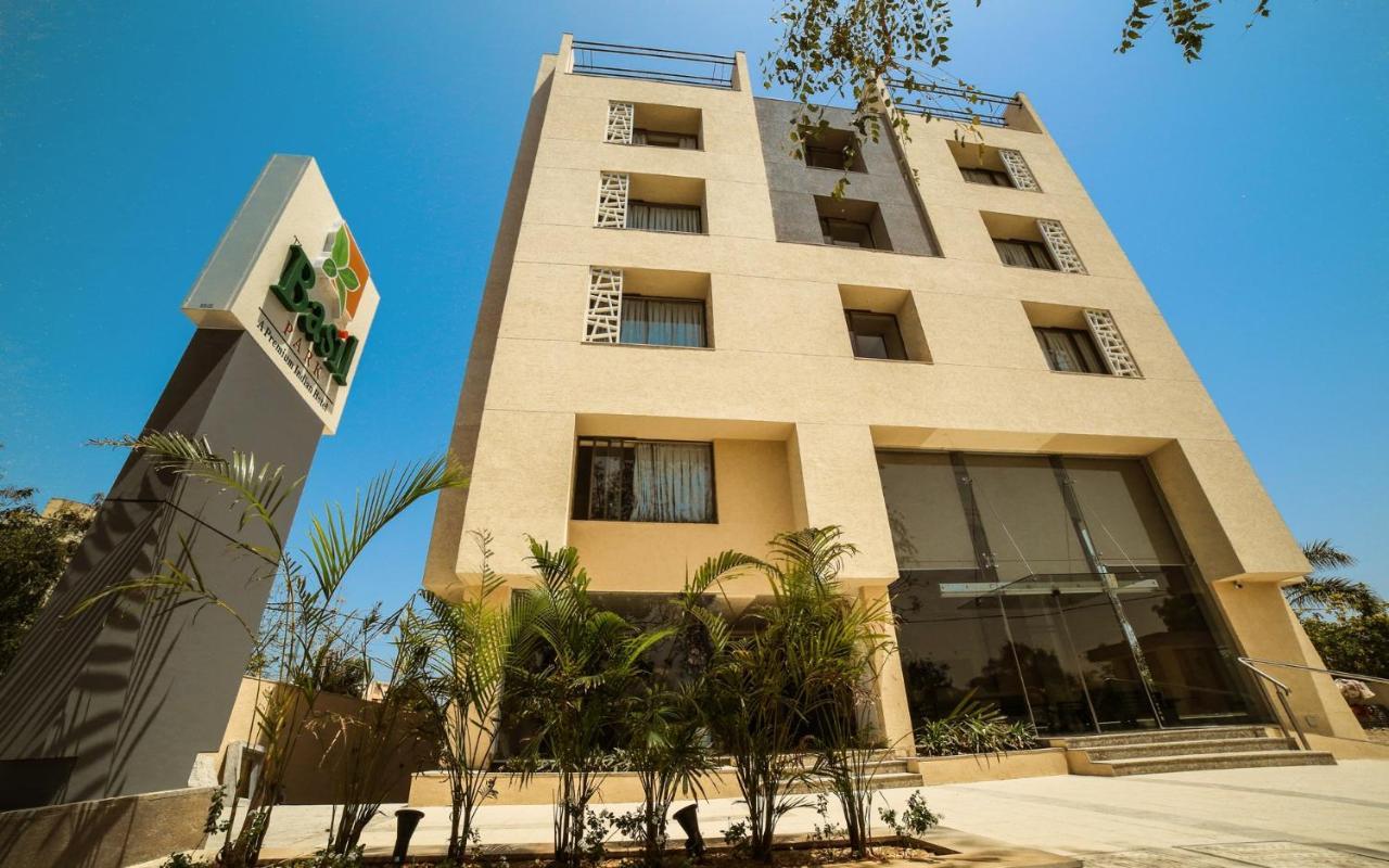 Hotel The Basil Park Bhavnagar Exterior foto