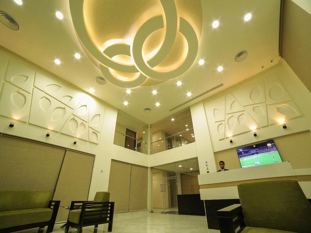 Hotel The Basil Park Bhavnagar Exterior foto